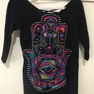 Medium quarter sleeve cool design shirt